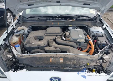 2020 Ford Fusion Hybrid Titanium из США, поврежденный, VIN 3FA6P0RU1LR204778